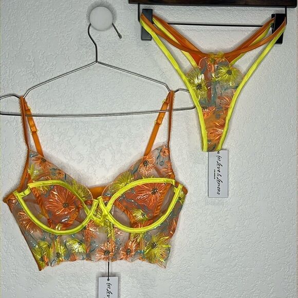 NWT For Love and Lemons Waterlily Embroidered Corset Brassiere and Thong - Picture 2 of 10
